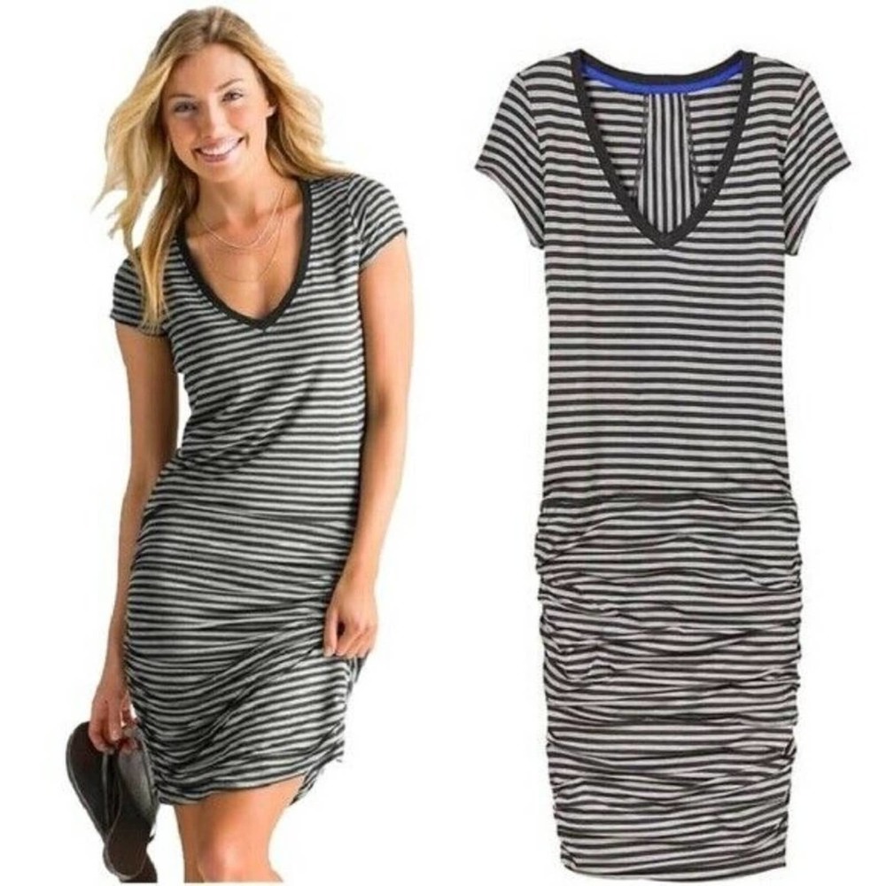 Athleta Side-Shirred V-Neck Striped Tee-Shirt Dress in Gray Stripes - Medium